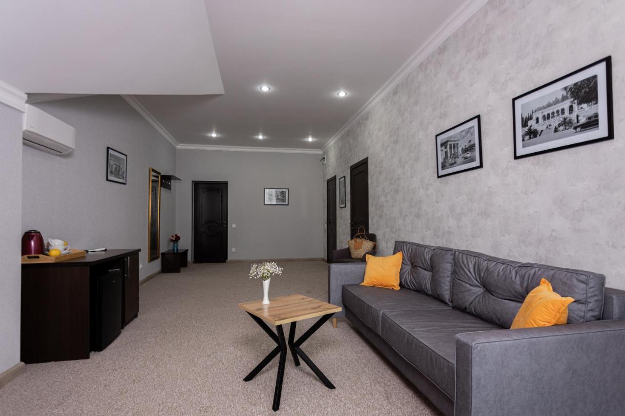 Hotel Nikopoli On Vodopadnaya 21А New Athos 外观 照片