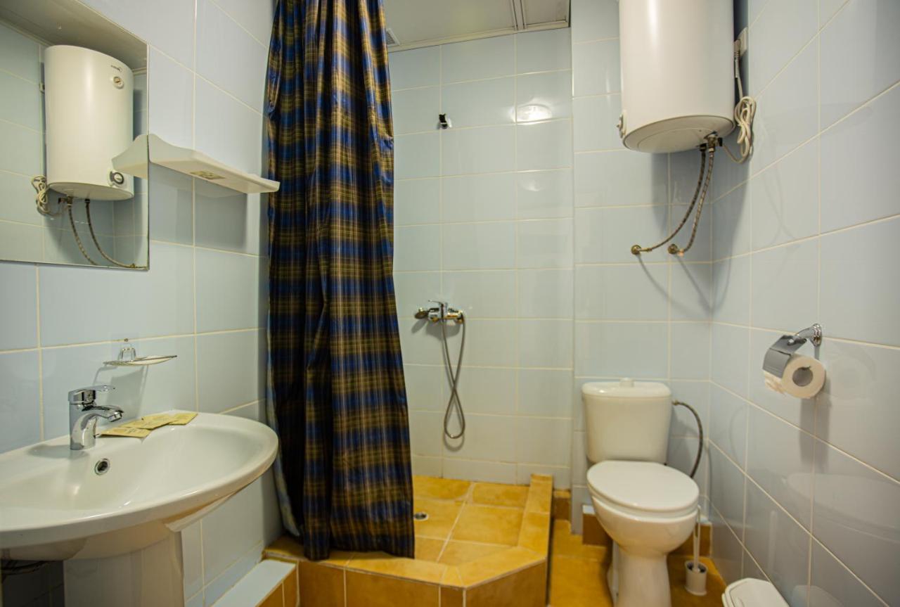 Hotel Nikopoli On Vodopadnaya 21А New Athos 外观 照片