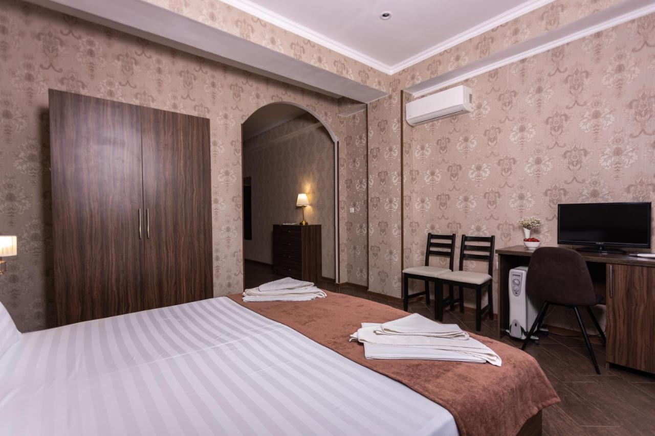 Hotel Nikopoli On Vodopadnaya 21А New Athos 外观 照片